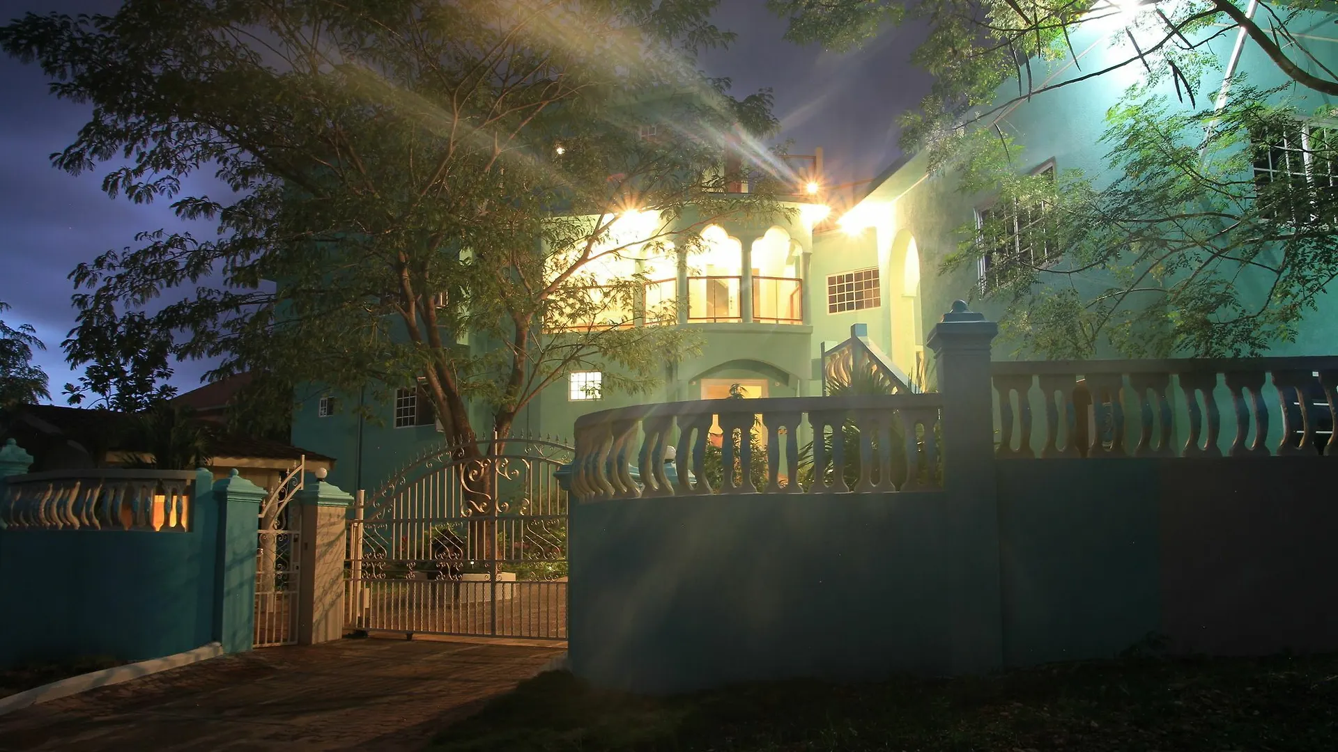 ***  Negril Sky Blue Resorts Ltd Jamaika